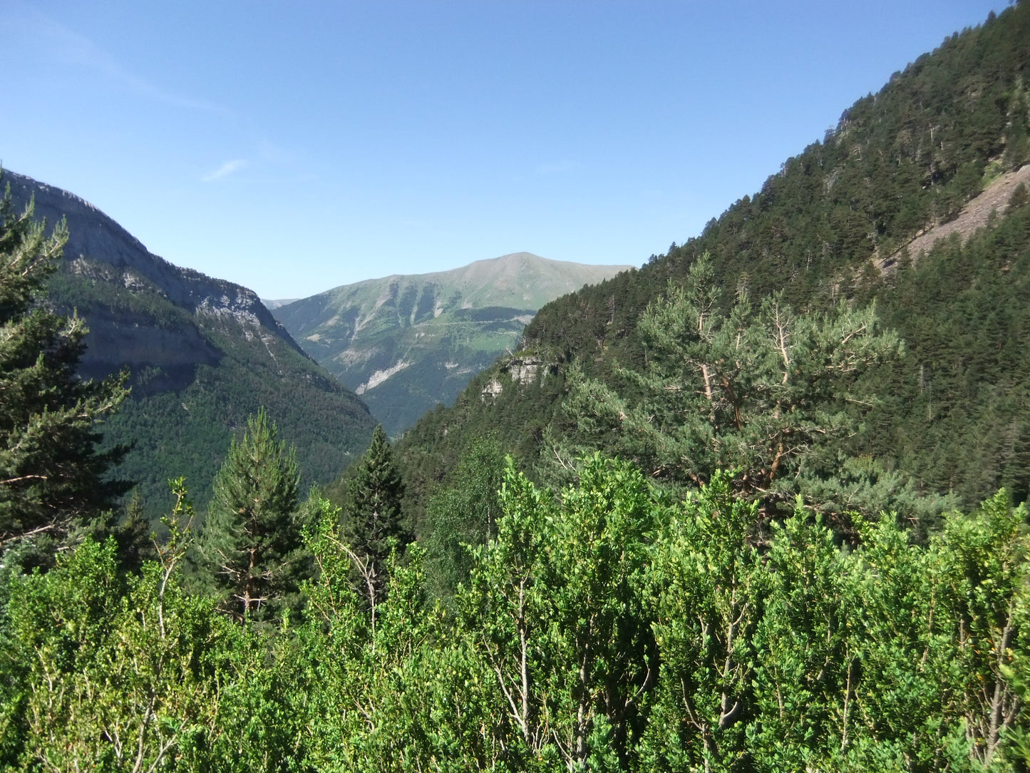 Ordesa Valley Hiking holiday - Spanish Pyreness