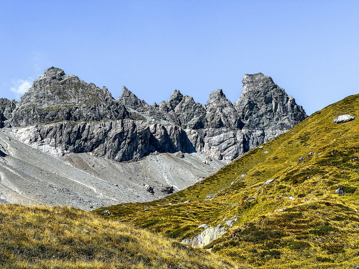 Alpine Pass Route