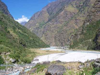 Annapurna Circuit - tea house trekking holiday in Nepal