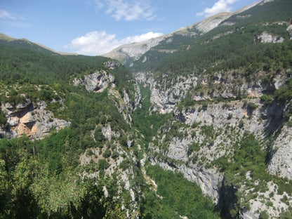 Bestue bespoke trekking holiday - Spanish Pyrenees