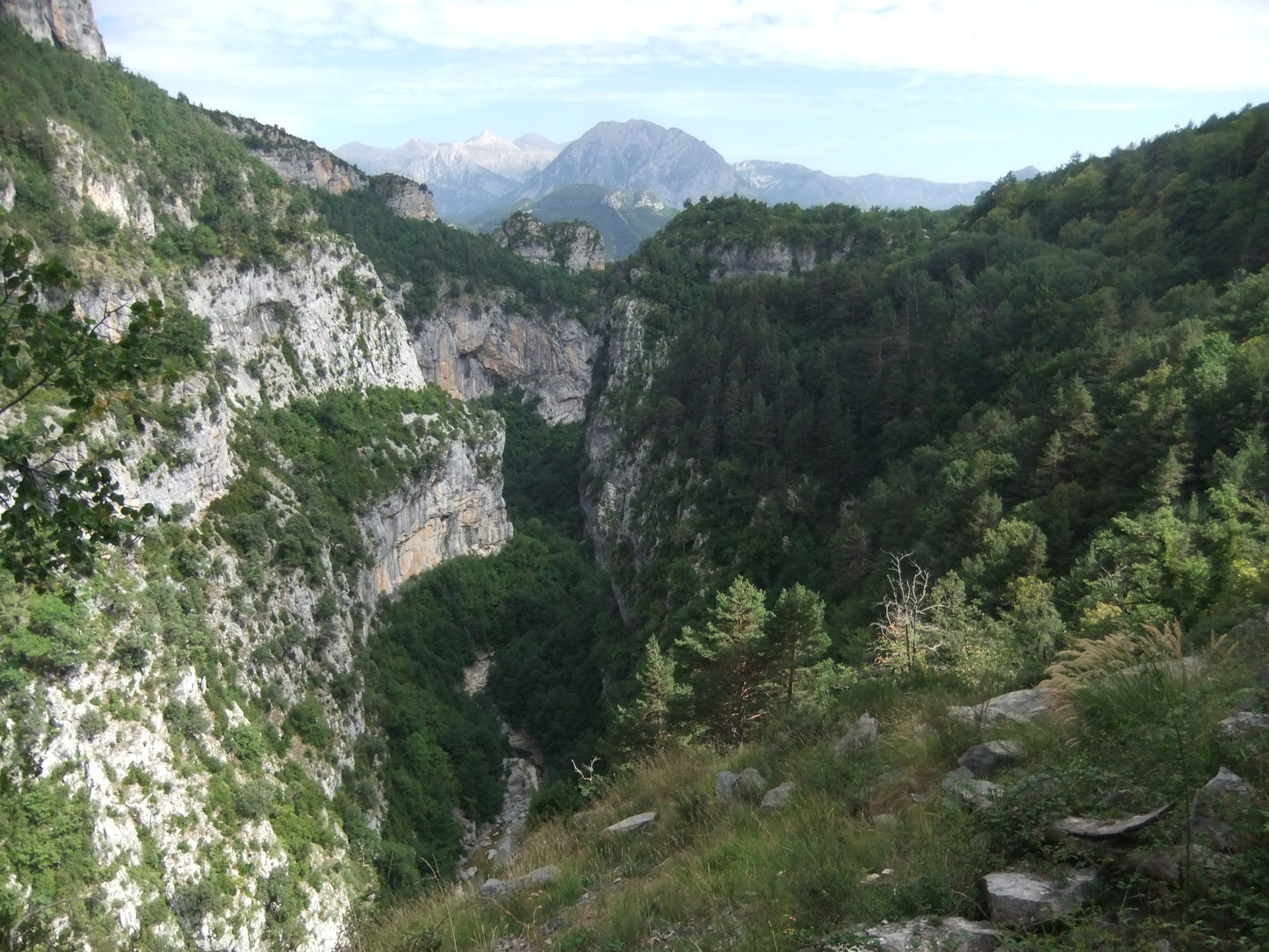 Bestue bespoke trekking holiday - Spanish Pyrenees