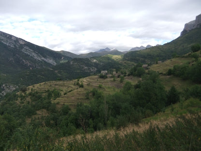Bestue bespoke trekking holiday - Spanish Pyrenees