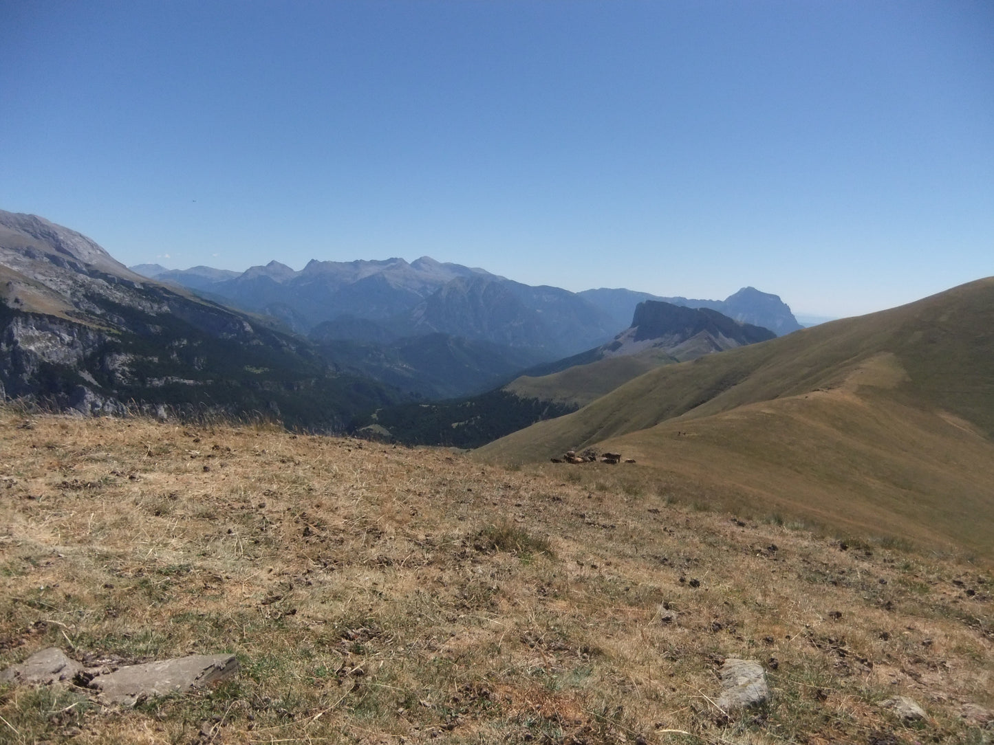 Bestue bespoke trekking holiday - Spanish Pyrenees