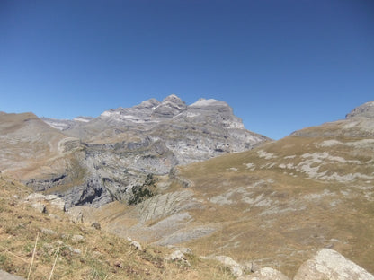 Bestue bespoke trekking holiday - Spanish Pyrenees