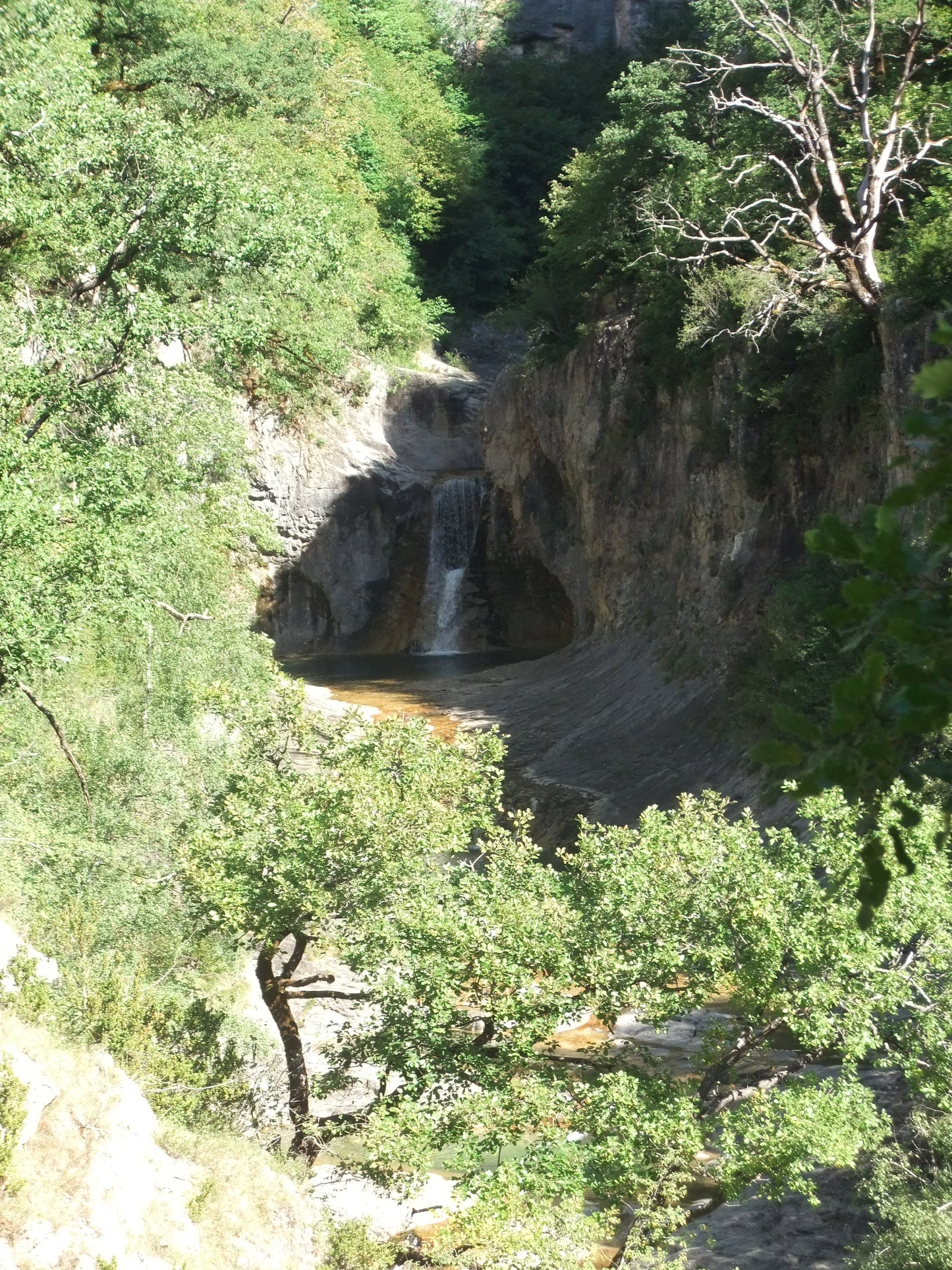 Bestue bespoke trekking holiday - Spanish Pyrenees