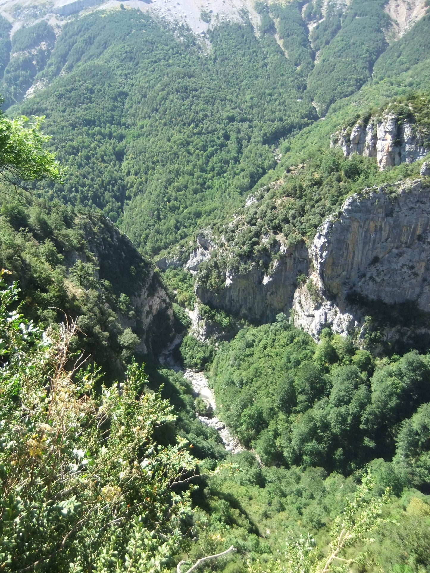 Bestue bespoke trekking holiday - Spanish Pyrenees