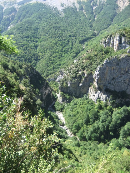 Bestue bespoke trekking holiday - Spanish Pyrenees