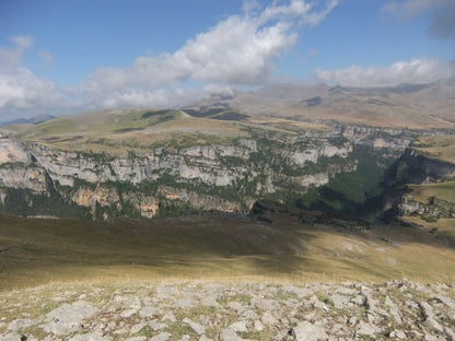 Bestue bespoke trekking holiday - Spanish Pyrenees