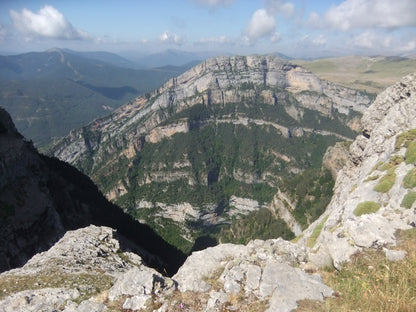 Bestue bespoke trekking holiday - Spanish Pyrenees