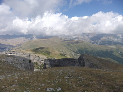 Bestue bespoke trekking holiday - Spanish Pyrenees